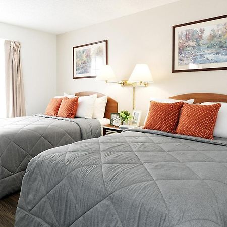 Intown Suites Extended Stay Chicago Il - Oakbrook Villa Park Екстериор снимка